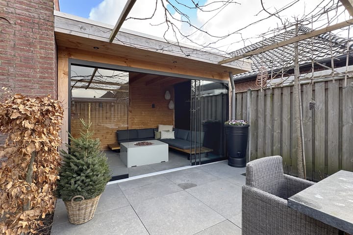 Foto 65 van Tennislaan 11