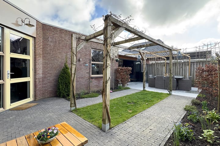 Foto 67 van Tennislaan 11