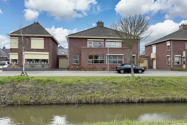 Foto 72 van Tennislaan 11