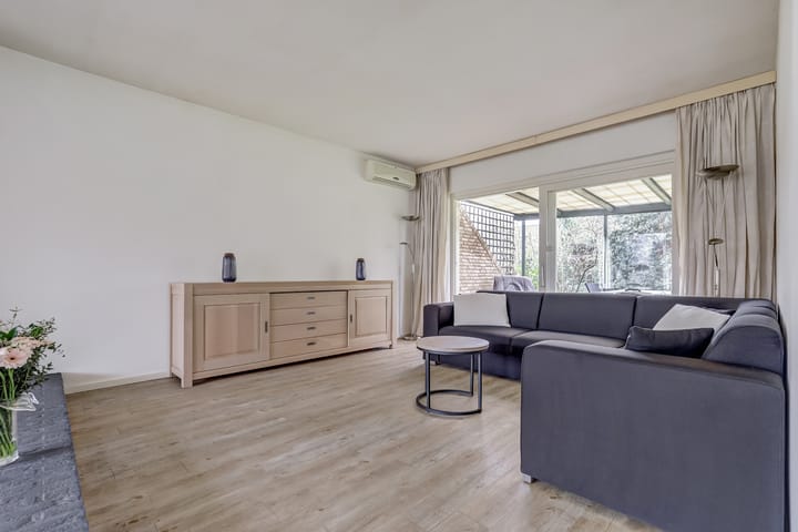 Photo 8 of Dr. P. C. de Brouwerlaan 11