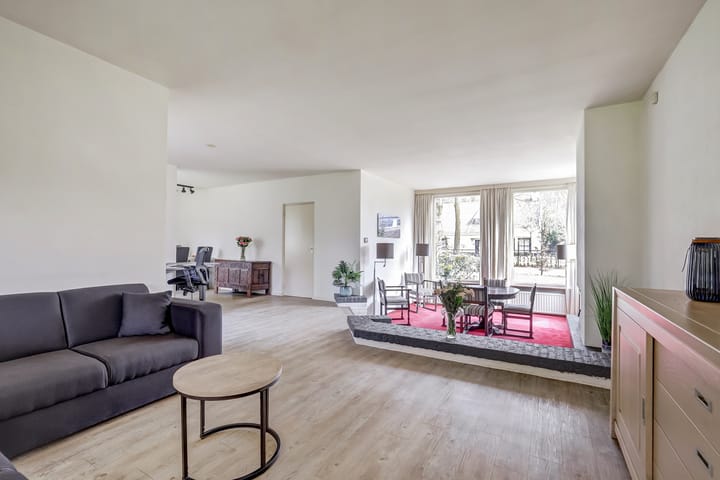 Photo 9 of Dr. P. C. de Brouwerlaan 11