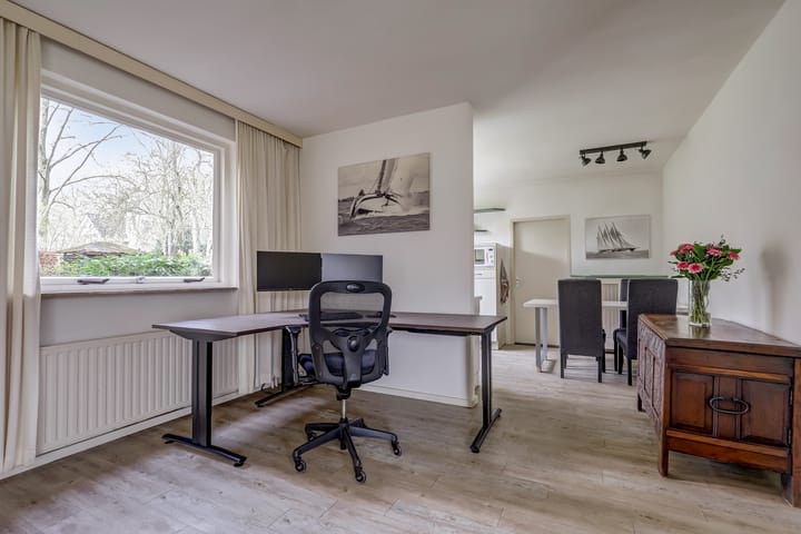 Photo 11 of Dr. P. C. de Brouwerlaan 11