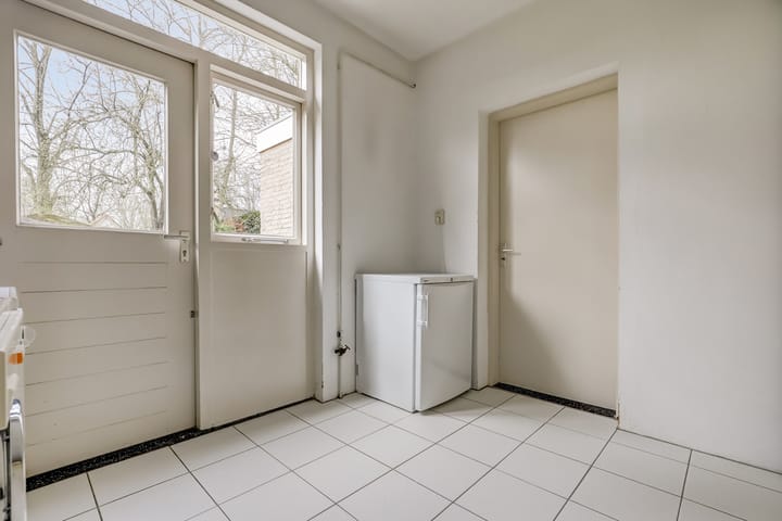 Photo 14 of Dr. P. C. de Brouwerlaan 11