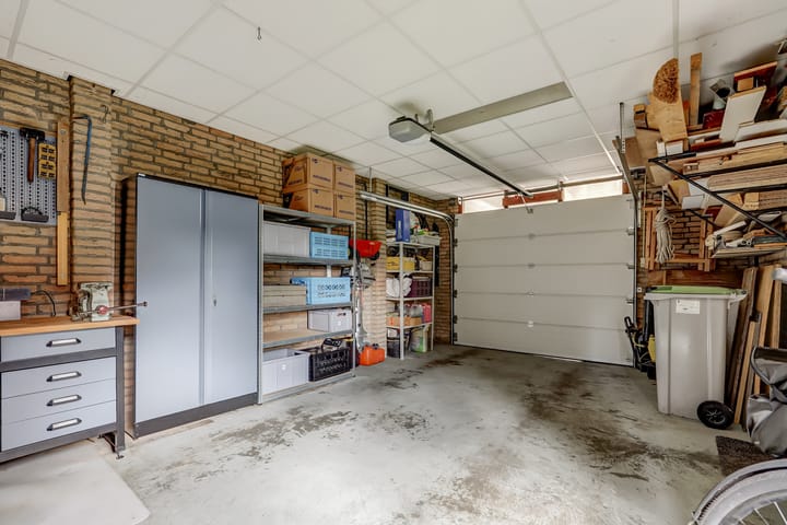 Photo 31 of Dr. P. C. de Brouwerlaan 11