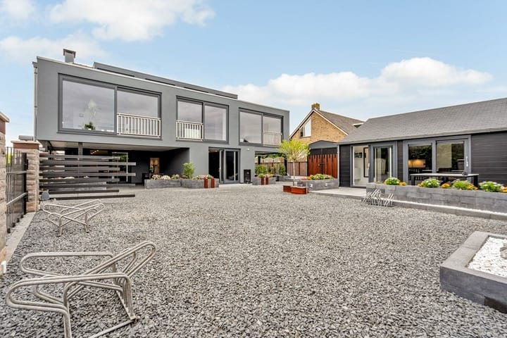 Legmeerdijk 220