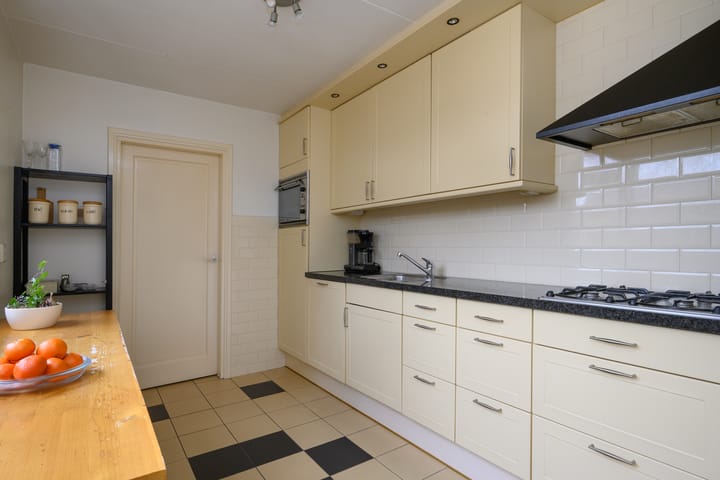 Foto 9 van Adelaarstraat 1