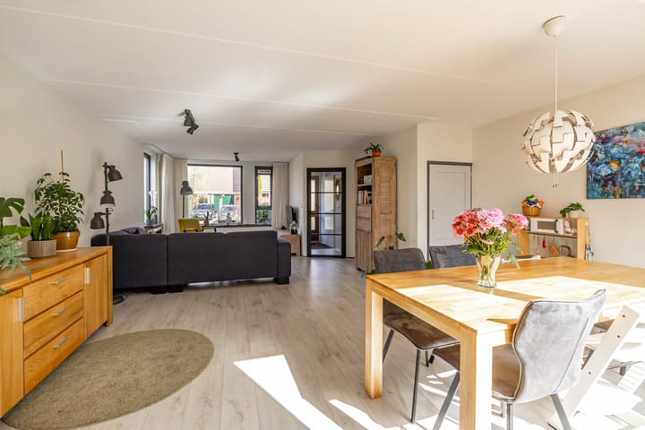 Foto 2 van Leeuweriklaan 5