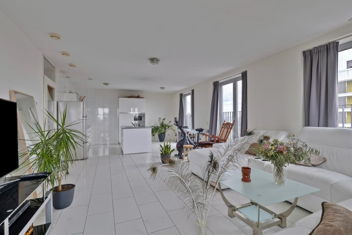 Foto 2 van Wolbrantskerkweg 50-A