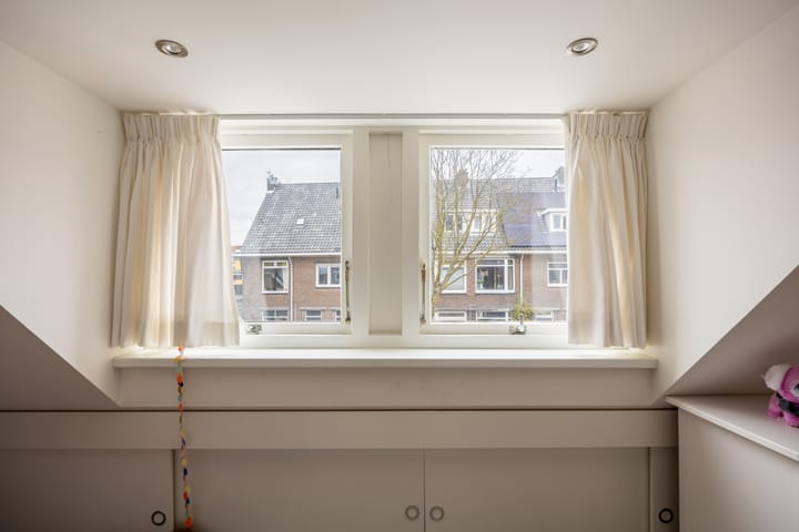 Photo 20 of Tooropstraat 144