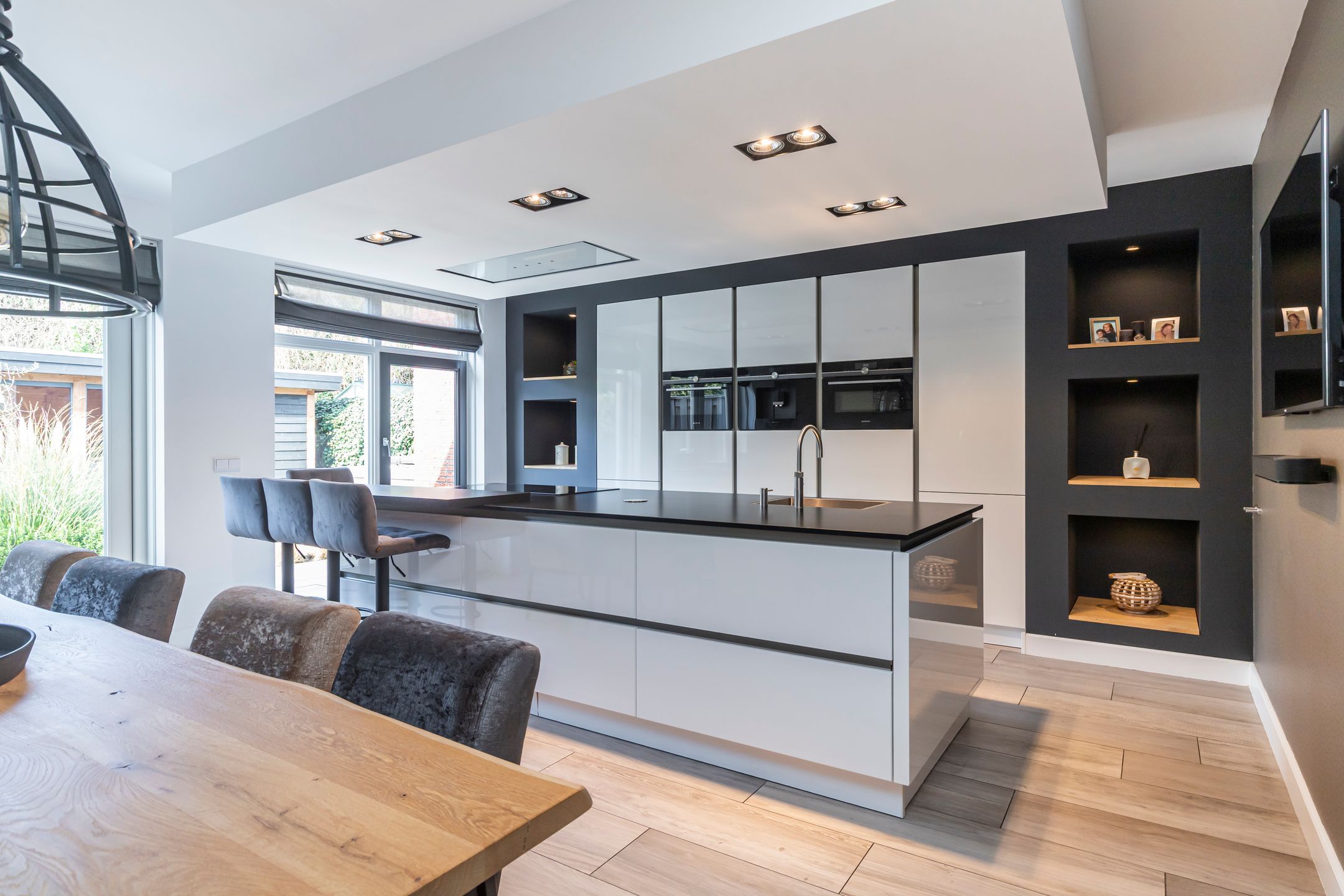 Foto 15 van Paul van Ostaijenstraat 11