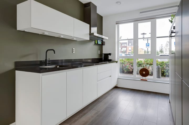 Foto 16 van Lekstraat 66