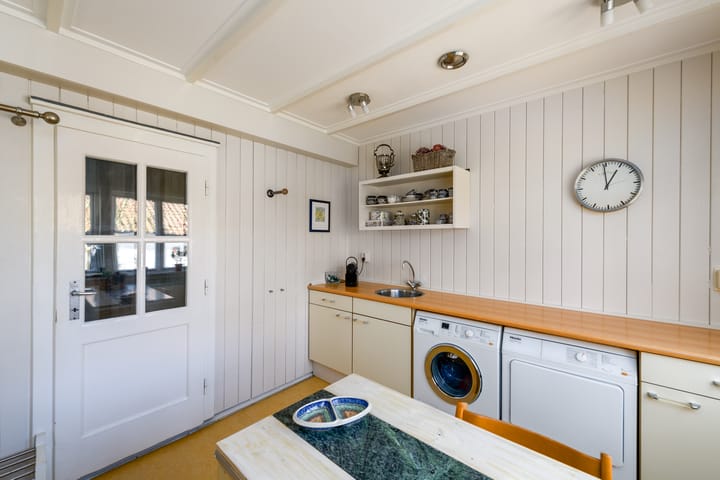 Photo 20 of Andries Veenstrastraat 12