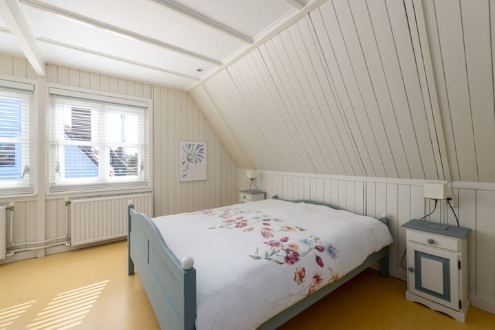 Photo 24 of Andries Veenstrastraat 12