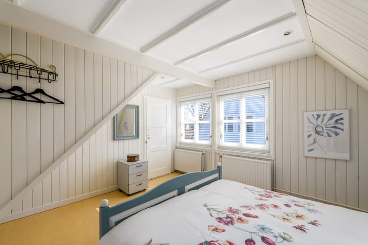 Photo 25 of Andries Veenstrastraat 12