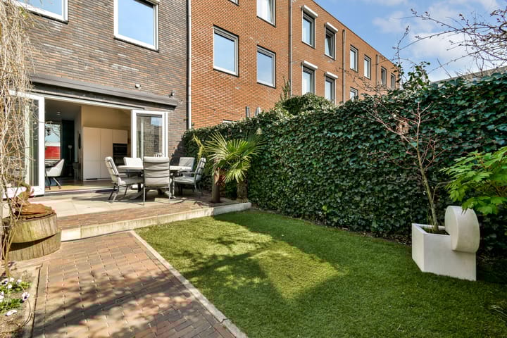 Foto 3 van Bert Haanstrakade 466