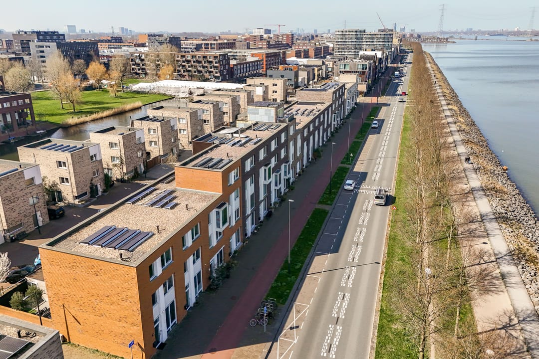 Photo 46 of Bert Haanstrakade 466