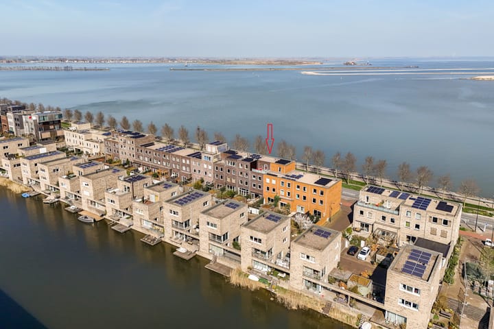 Foto 42 van Bert Haanstrakade 466