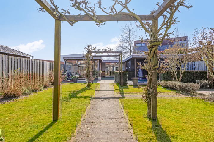 Foto 38 van Tarwestraat 40