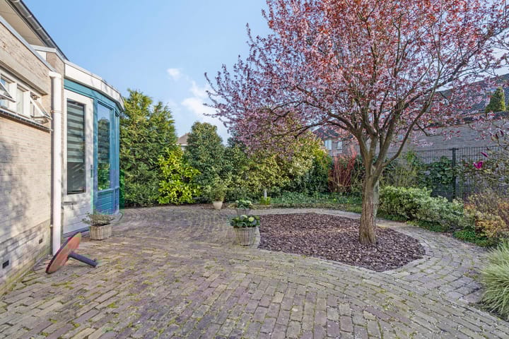 Foto 21 van Ambachtsherenlaan 12