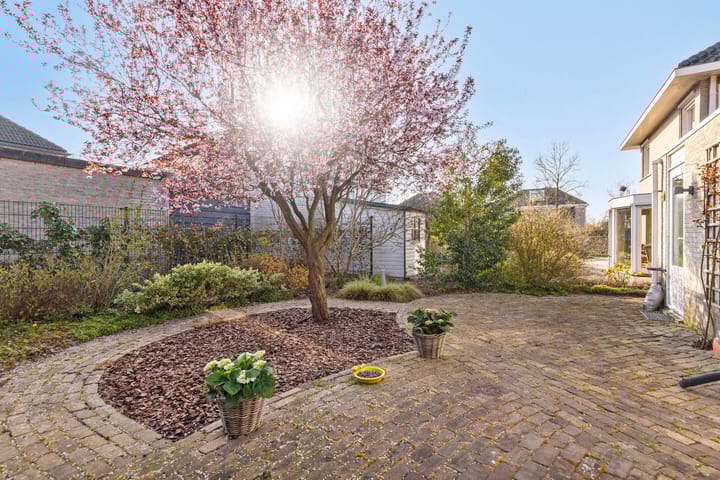 Foto 22 van Ambachtsherenlaan 12