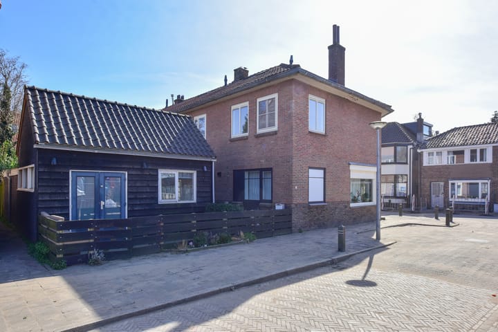 Foto 2 van C.W.Bruinvisstraat 12