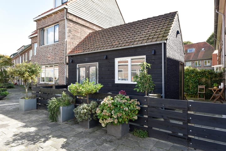 Foto 21 van C.W.Bruinvisstraat 12