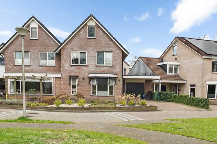 Foto 9 van Fluitekruid 39