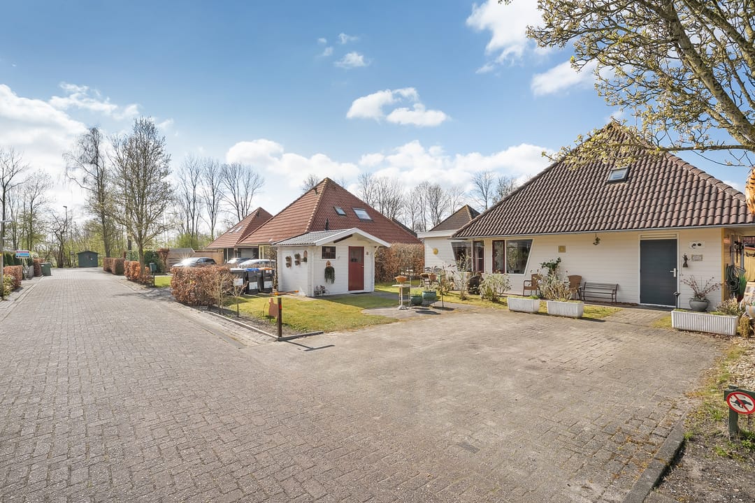 Photo 2 of Binnenweg 102