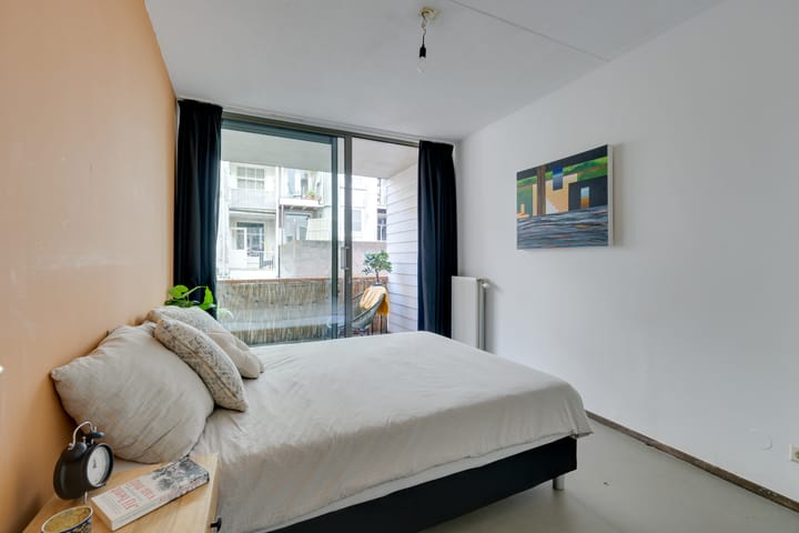 Foto 18 van Govert Flinckstraat 255