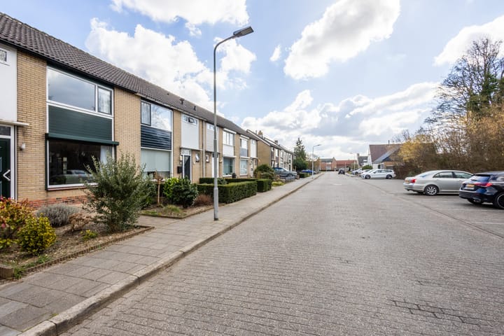 Foto 24 van Sportparklaan 16