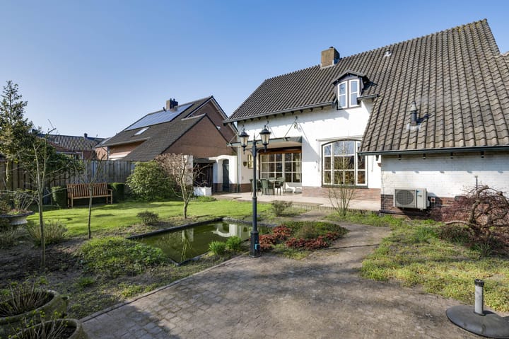 Foto 20 van Pastoor van Crugtenlaan 4