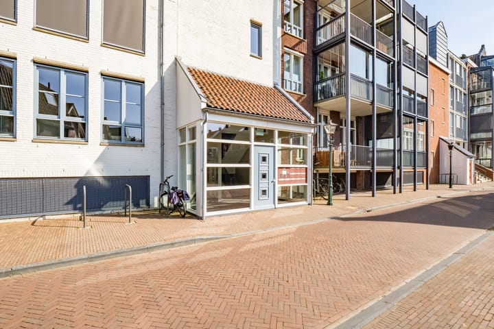 Foto 8 van Zuiderzeeboulevard 4