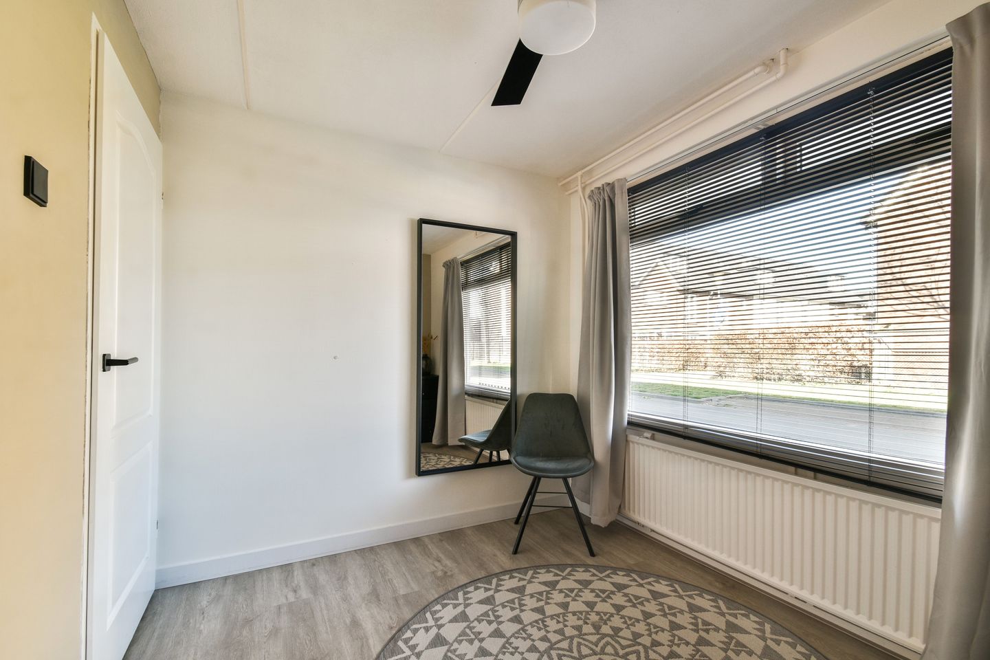 Photo 14 of Johan Frisostraat 16