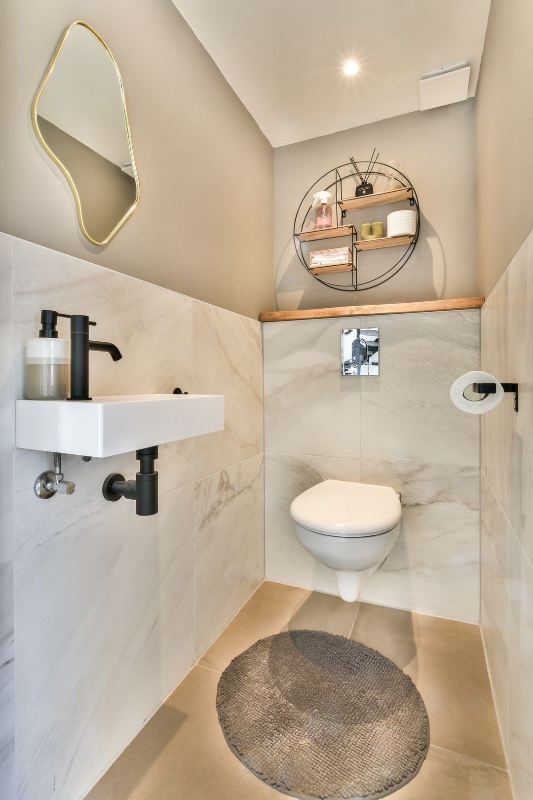 Photo 17 of Johan Frisostraat 16