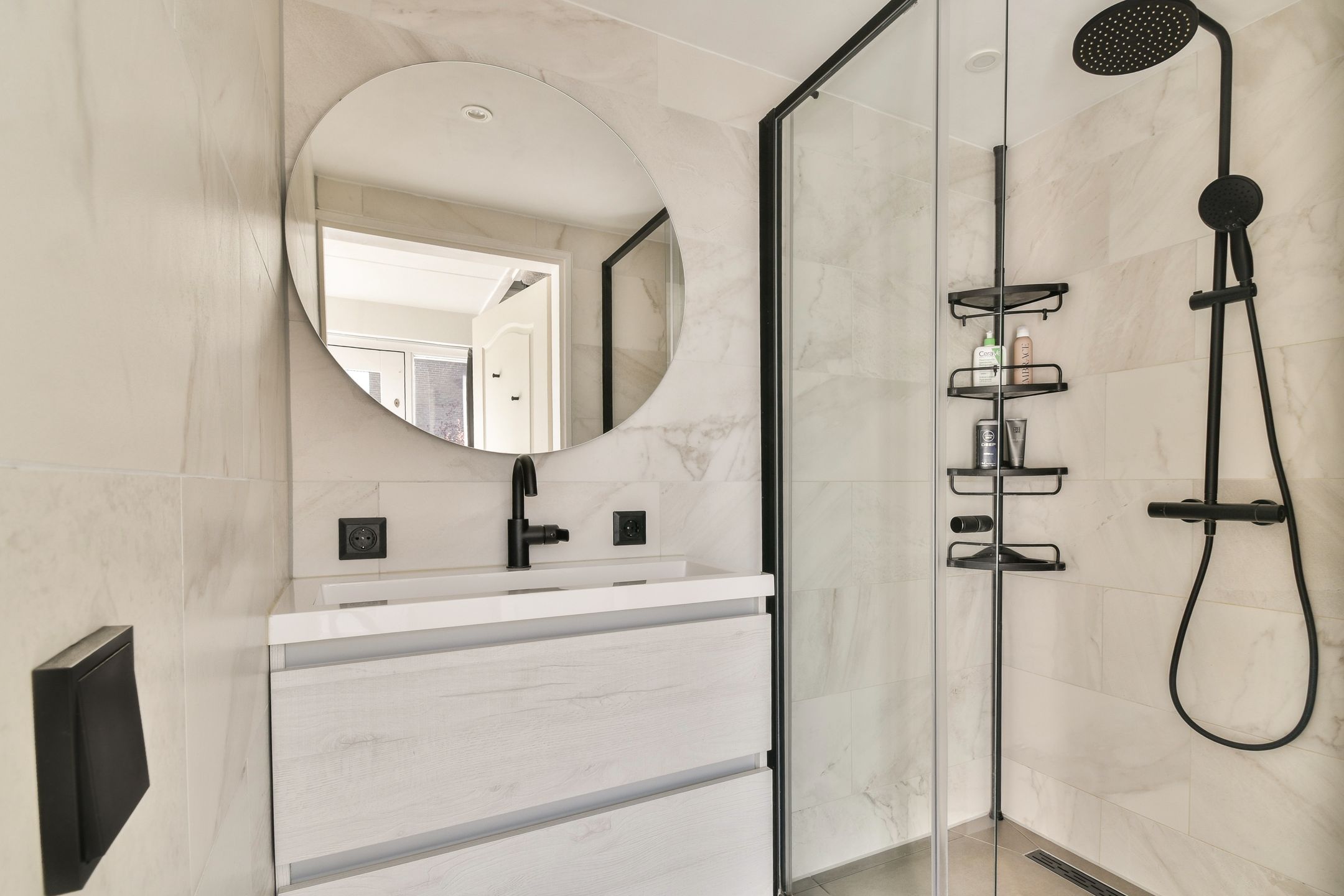 Photo 18 of Johan Frisostraat 16