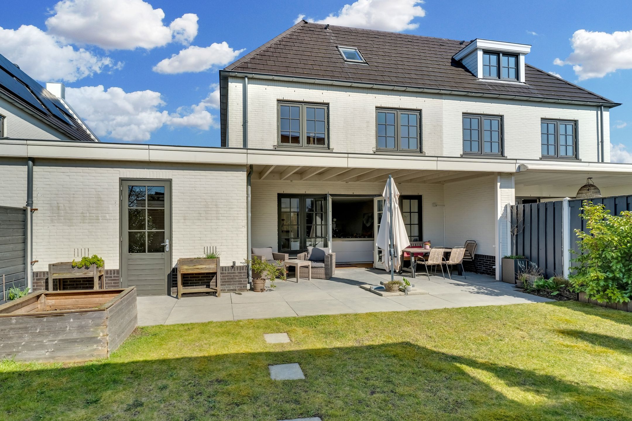 Foto 24 van Adriana van Roonlaan 90