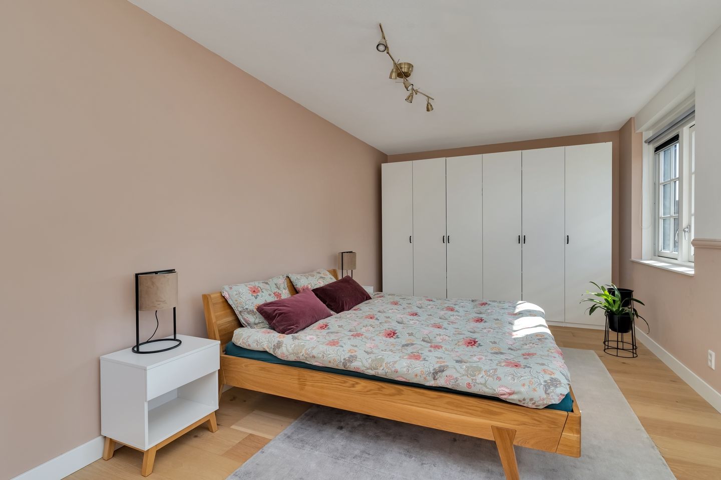 Foto 35 van Adriana van Roonlaan 90