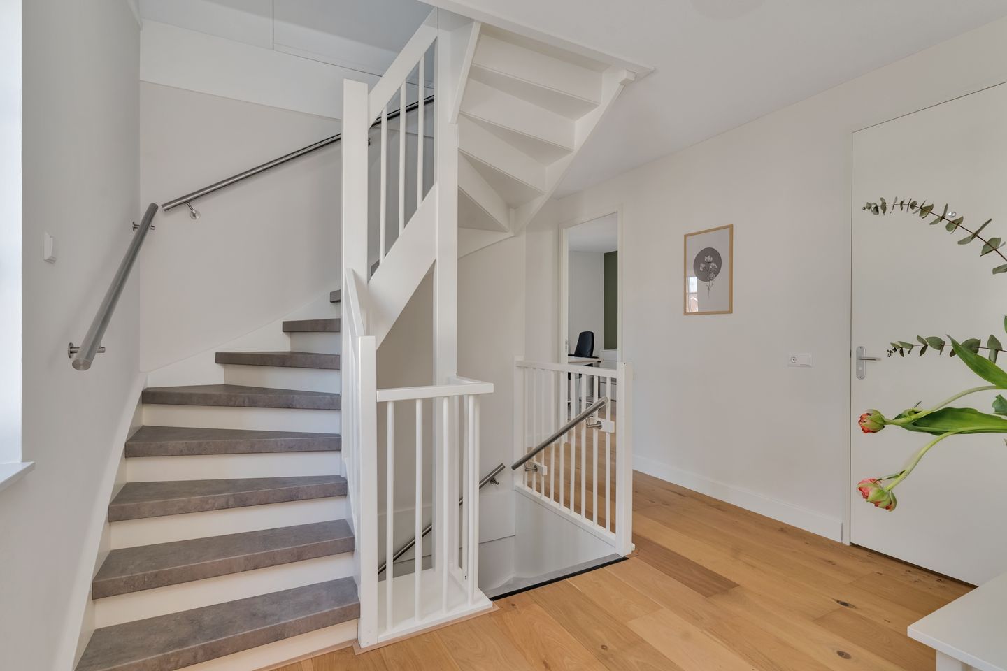 Foto 44 van Adriana van Roonlaan 90