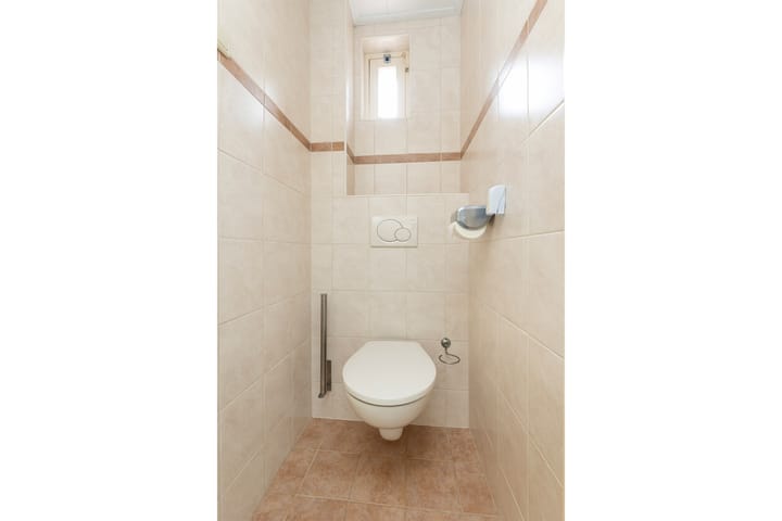 Foto 8 van Clematisstraat 6