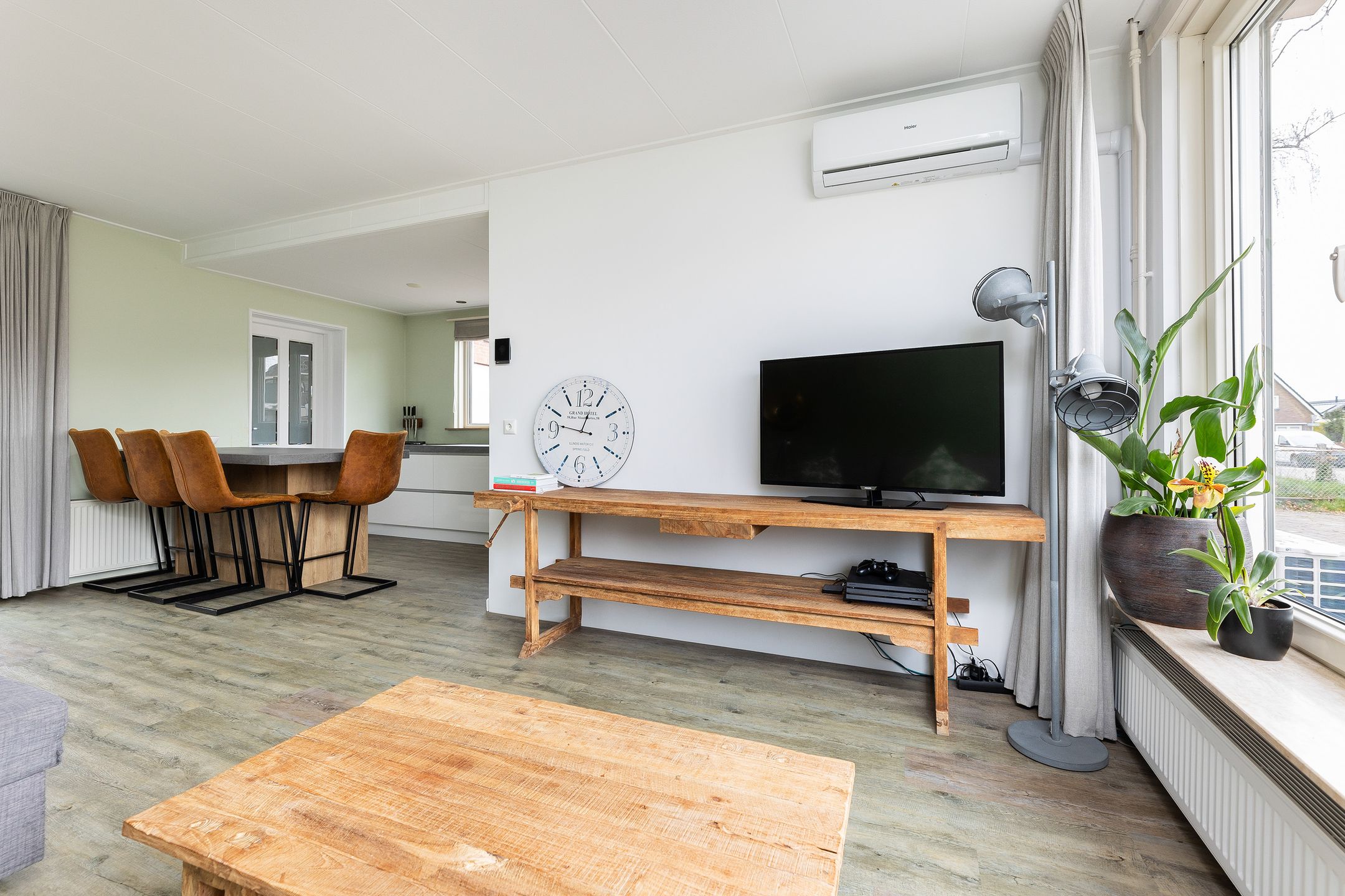 Photo 12 of Clematisstraat 6