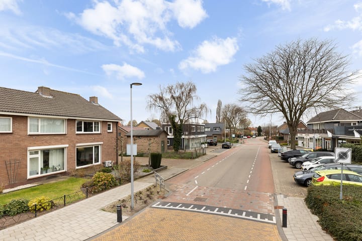 Foto 31 van Clematisstraat 6