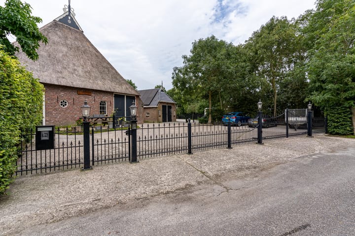 Photo 91 of Portmawei 3