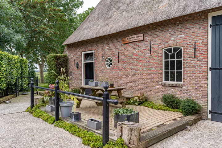 Photo 92 of Portmawei 3