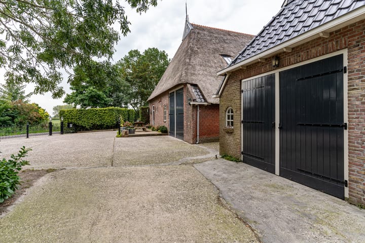 Photo 93 of Portmawei 3