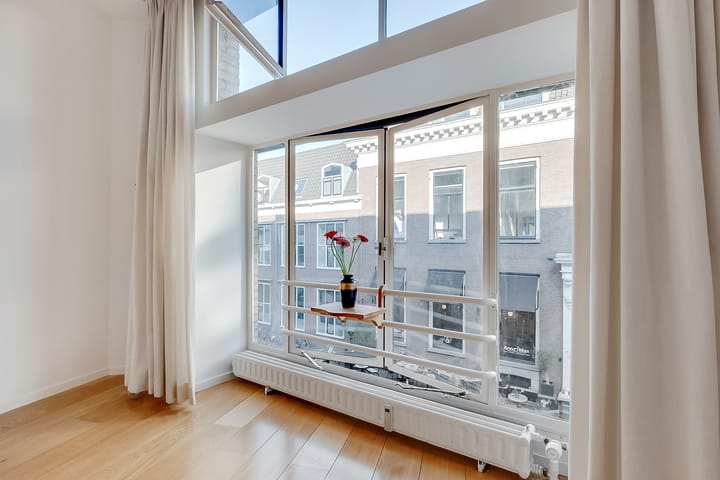 Foto 7 van Domstraat 7-A