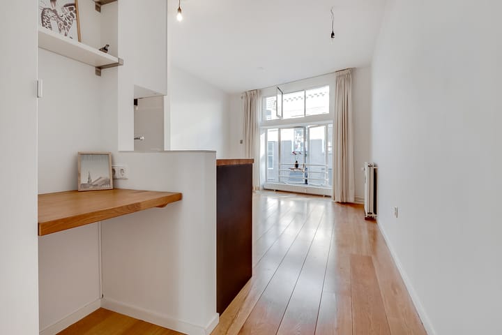 Foto 11 van Domstraat 7-A