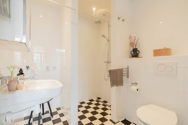 Foto 18 van Postjesweg 93-1