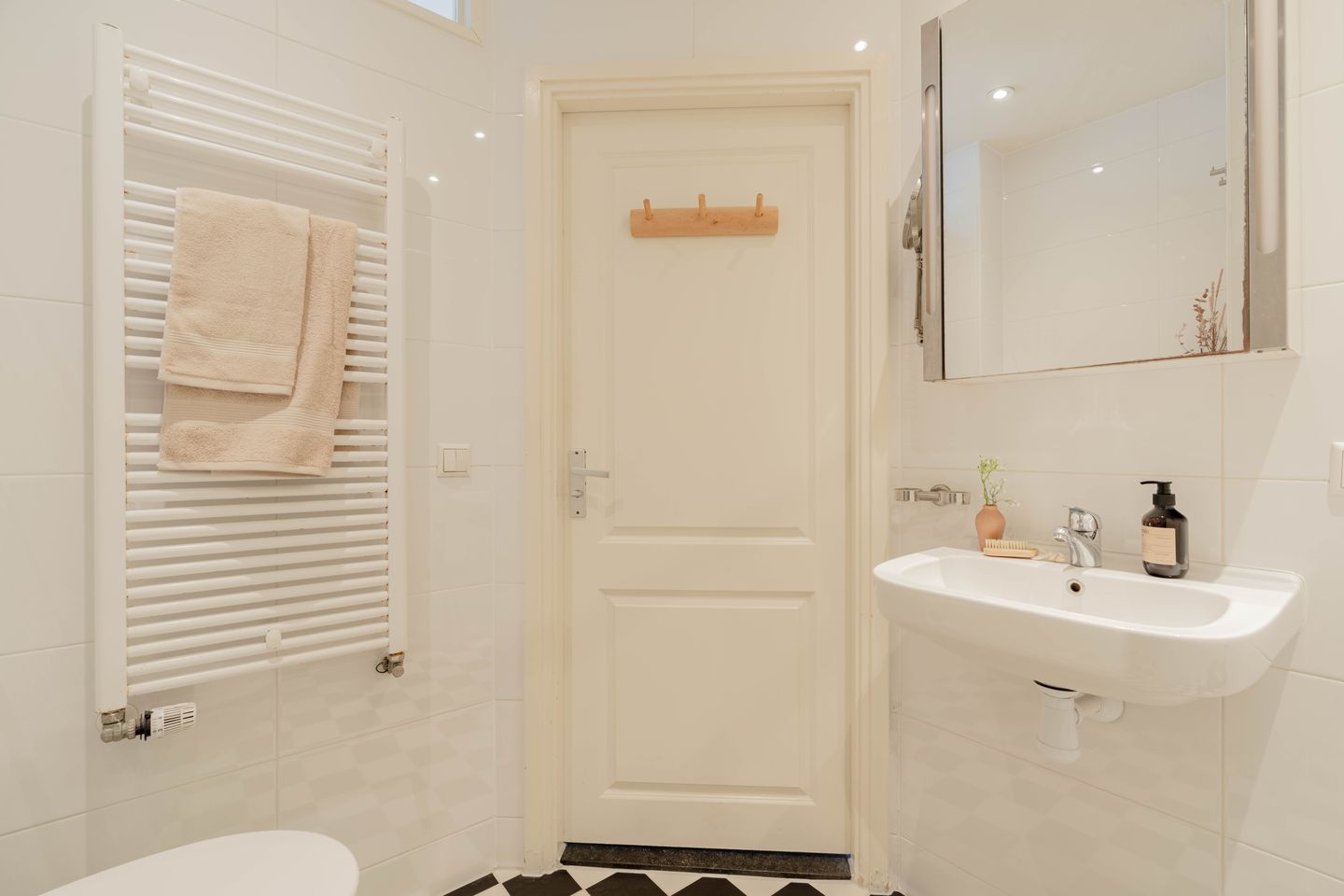 Foto 19 van Postjesweg 93-1