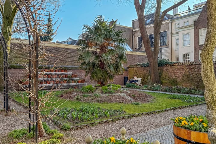 Foto 27 van Domstraat 7-A