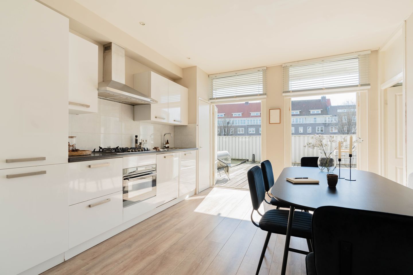 Foto 10 van Postjesweg 93-1